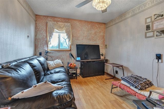 6012 S Perkins Road, Bedford Heights, OH 44146