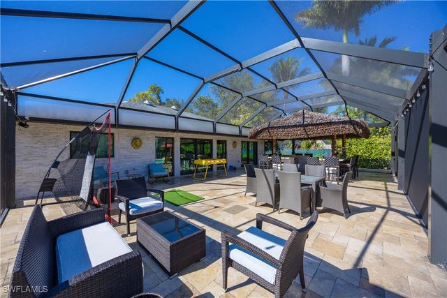 1890 Oakes BLVD SE, Naples, FL 34119