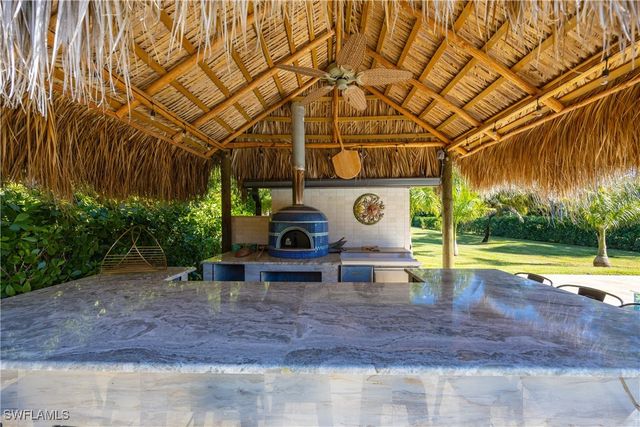 1890 Oakes BLVD SE, Naples, FL 34119