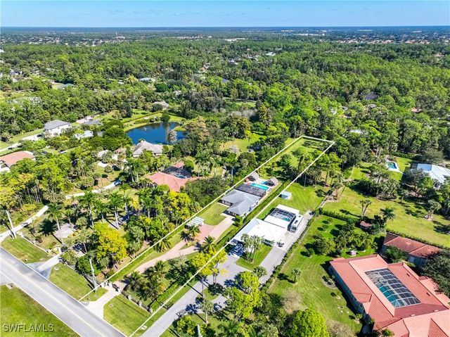 1890 Oakes BLVD SE, Naples, FL 34119