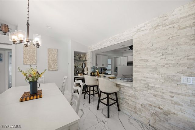 1890 Oakes BLVD SE, Naples, FL 34119