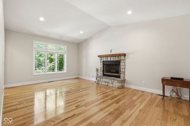 4618 N Chatham Drive, Bloomington, IN 47404