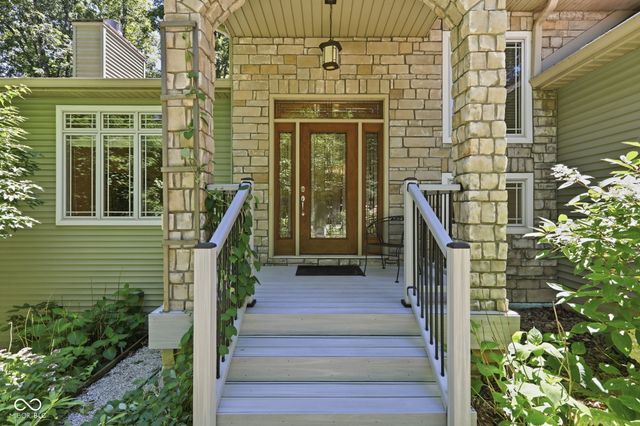 4618 N Chatham Drive, Bloomington, IN 47404