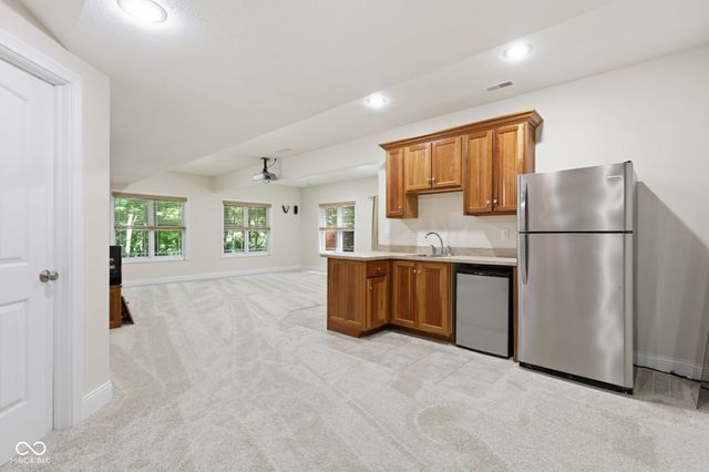 4618 N Chatham Drive, Bloomington, IN 47404