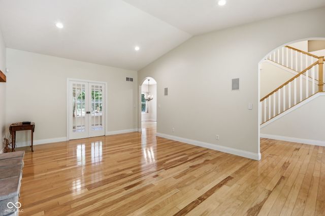 4618 N Chatham Drive, Bloomington, IN 47404