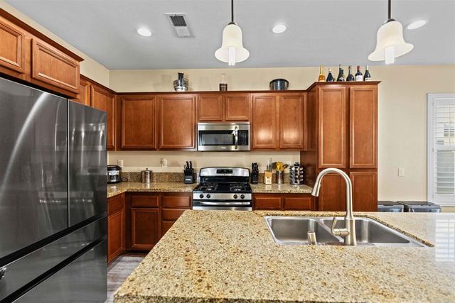 1828 Wolf Canyon Loop, Chula Vista, CA 91913