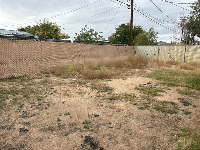 2036 Davis Avenue, Kingman, AZ 86401