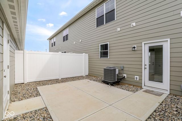 3947 Sandpiper Way, Brownsburg, IN 46112