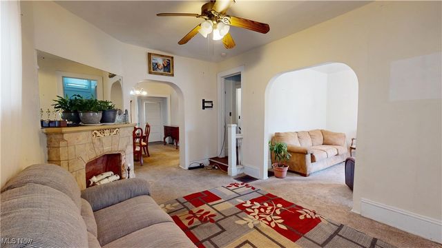 6407 Dibble Avenue, Cleveland, OH 44103