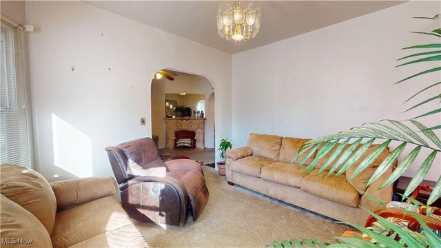 6407 Dibble Avenue, Cleveland, OH 44103