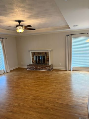 17226 Northlake Drive, Prairieville, LA 70769