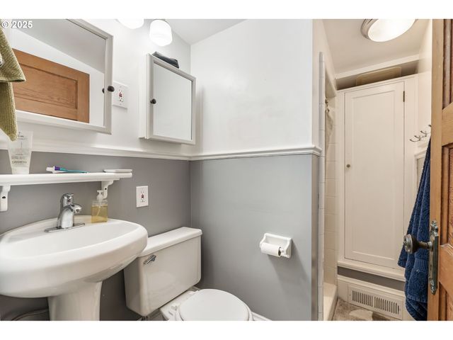 3035 Se 9TH Ave, Portland, OR 97202