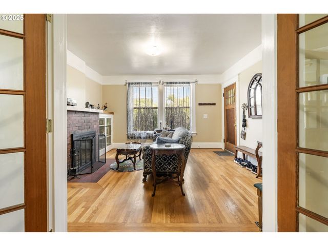 3035 Se 9TH Ave, Portland, OR 97202