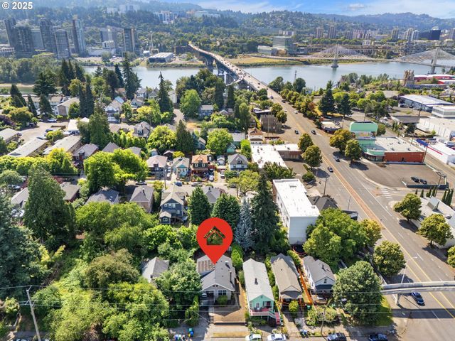 3035 Se 9TH Ave, Portland, OR 97202