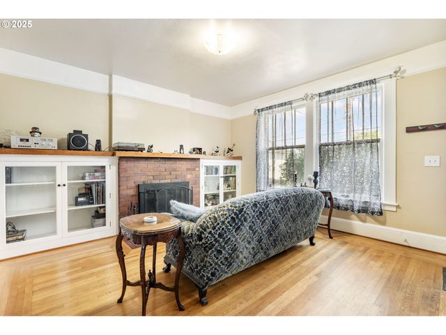 3035 Se 9TH Ave, Portland, OR 97202