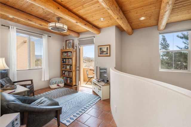 18 Emory Pass, Santa Fe, NM 87508