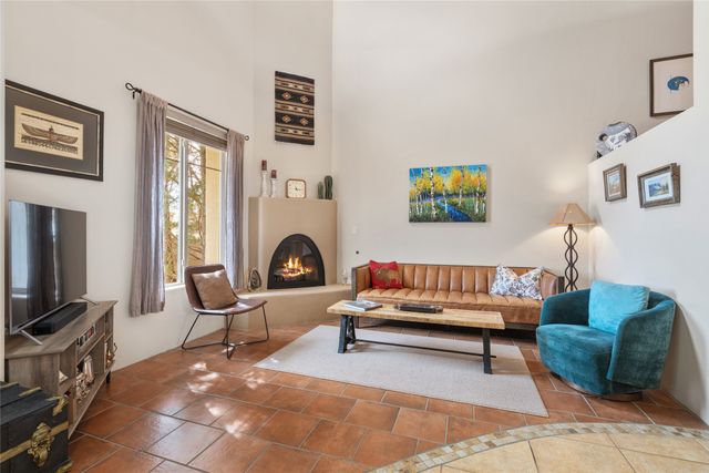 18 Emory Pass, Santa Fe, NM 87508