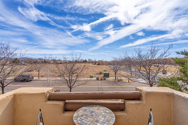 18 Emory Pass, Santa Fe, NM 87508