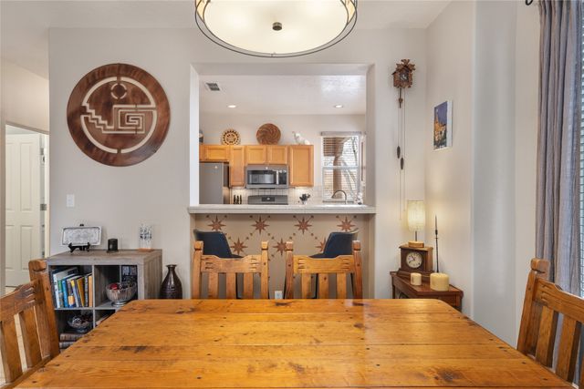 18 Emory Pass, Santa Fe, NM 87508