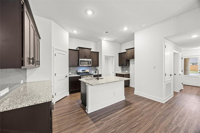 2273 N Post Oak Circle, Dayton, TX 77535