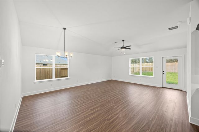 2273 N Post Oak Circle, Dayton, TX 77535