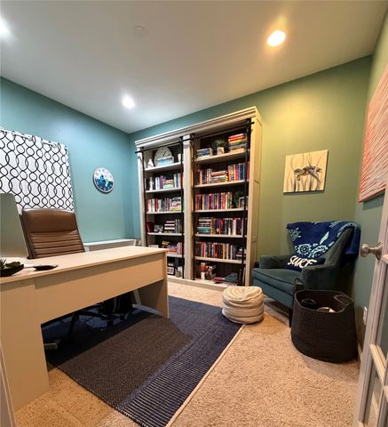 15318 Horton Avenue, Urbandale, IA 50322