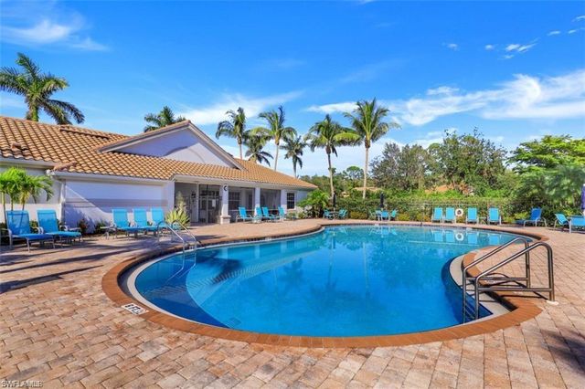 16156 Parque LN, Naples, FL 34110
