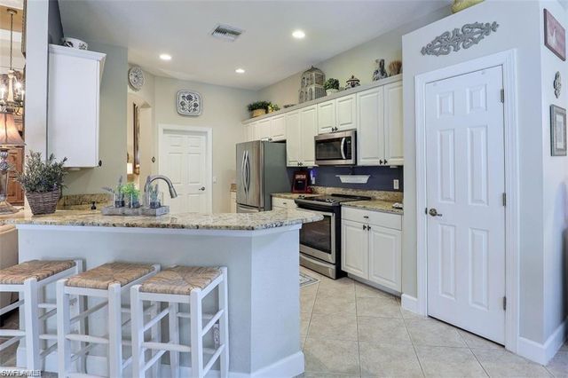 16156 Parque LN, Naples, FL 34110