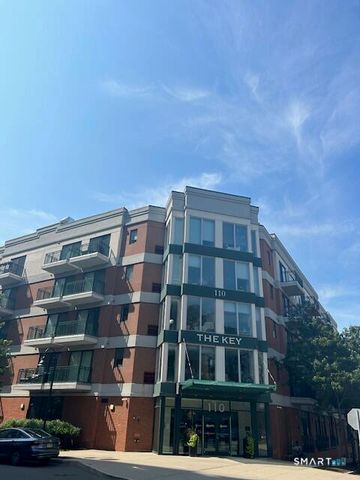110a Towne Street 403, Stamford, CT 06904