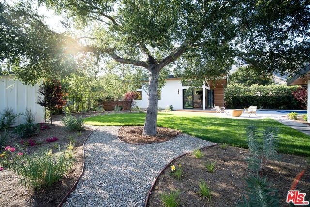 1009 Daly Road, Ojai, CA 93023