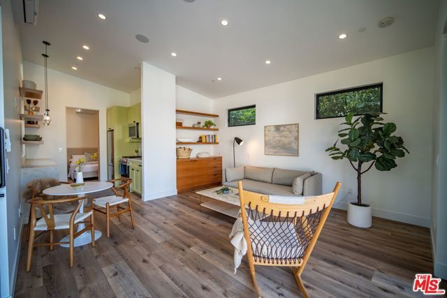 1009 Daly Road, Ojai, CA 93023