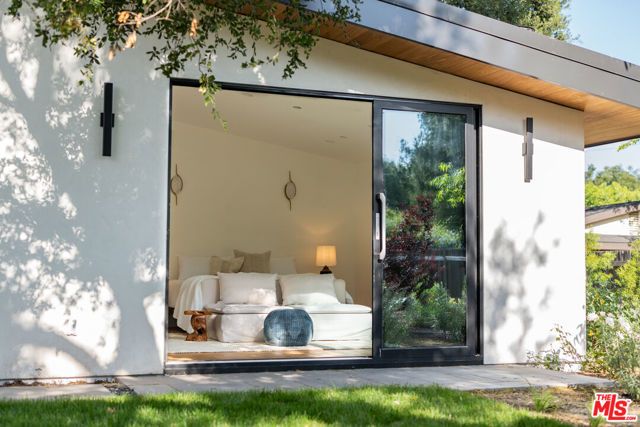 1009 Daly Road, Ojai, CA 93023