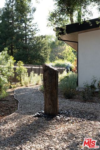 1009 Daly Road, Ojai, CA 93023