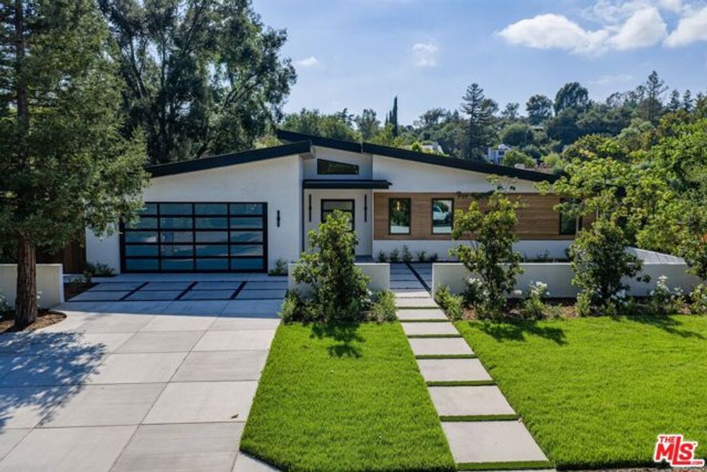 1009 Daly Road, Ojai, CA 93023