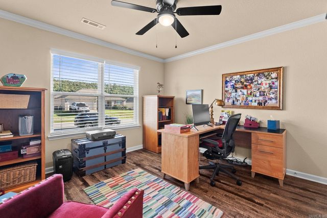 1035 Okeefe Avenue, Conway, AR 72032