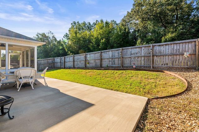 1035 Okeefe Avenue, Conway, AR 72032