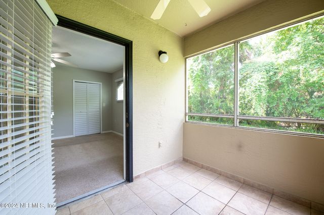 1655 THE GREENS Way 2113, Jacksonville Beach, FL 32250