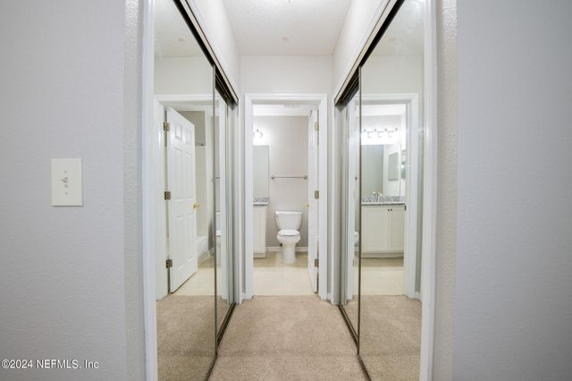 1655 THE GREENS Way 2113, Jacksonville Beach, FL 32250