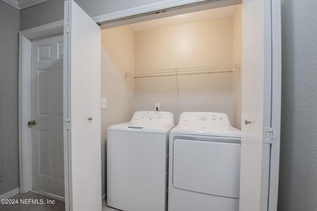 1655 THE GREENS Way 2113, Jacksonville Beach, FL 32250