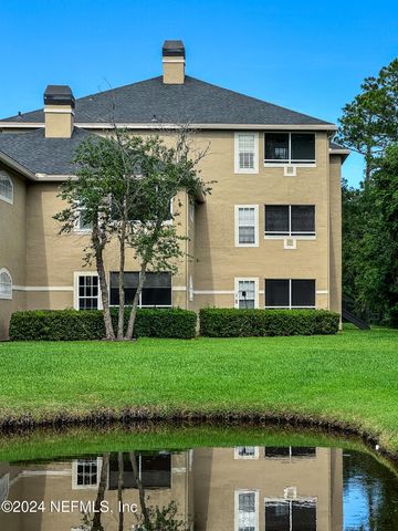 1655 THE GREENS Way 2113, Jacksonville Beach, FL 32250