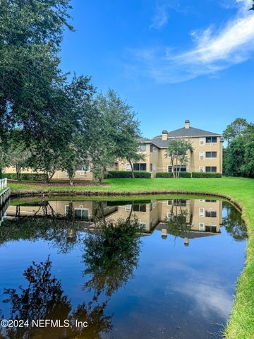 1655 THE GREENS Way 2113, Jacksonville Beach, FL 32250