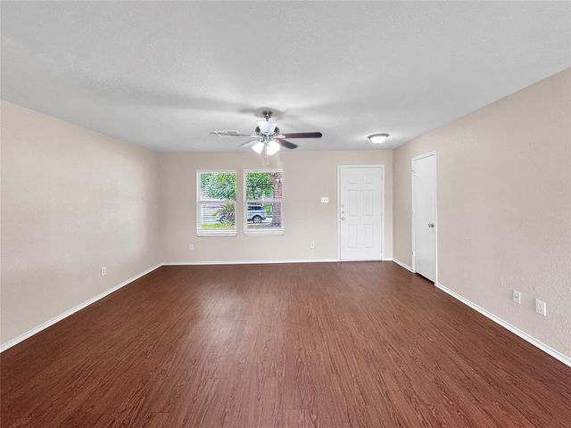 2030 Vanamen Court, Conroe, TX 77304