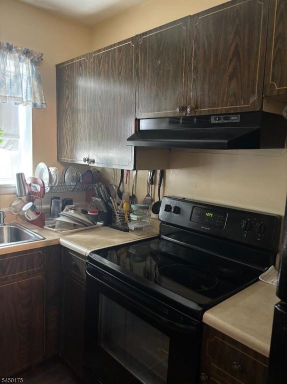 205 BERGEN TPKE, Ridgefield Park Village, NJ 07660 — photo 2