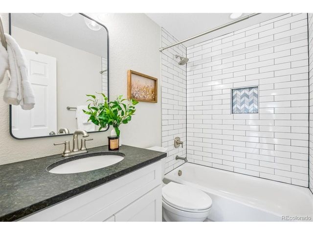9973 Candlewood Ln, Highlands Ranch, CO 80126