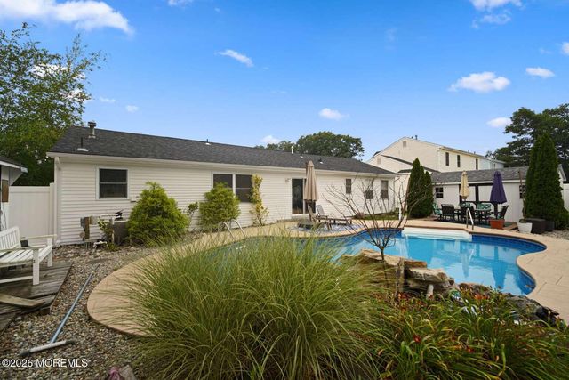 526 Elwood Street, Forked River, NJ 08731