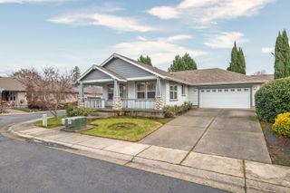 913 Schaefers Lane, Grants Pass, OR 97526
