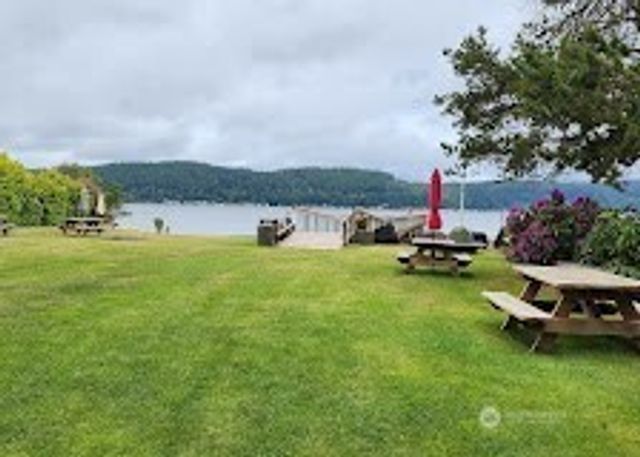 90 E falls Place E, Belfair, WA 98528