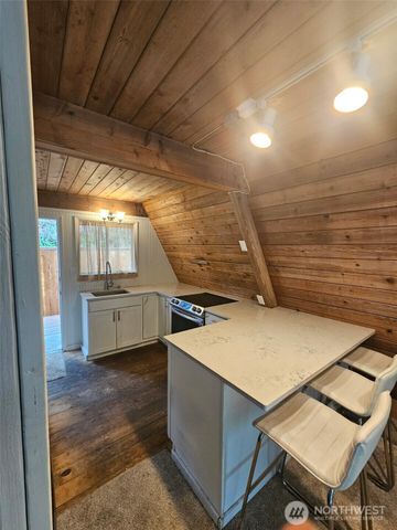 90 E falls Place E, Belfair, WA 98528