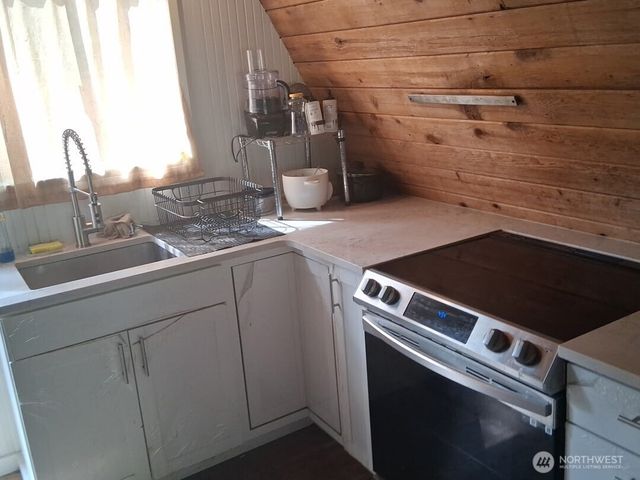 90 E falls Place E, Belfair, WA 98528