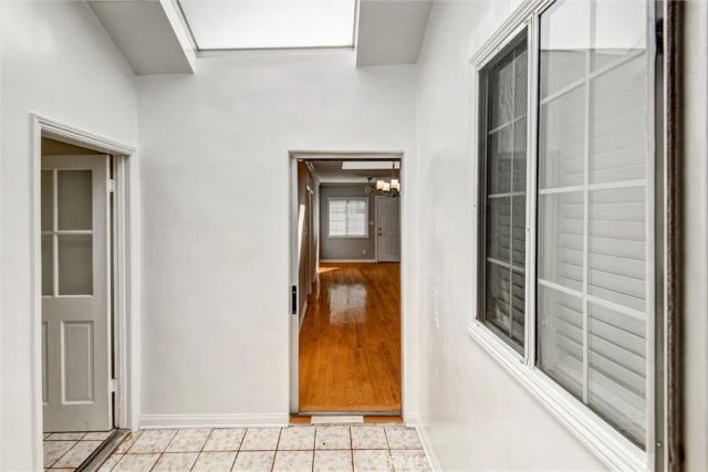 5251 124th West, Hawthorne, CA 90250